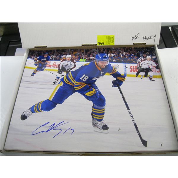 BOX OF ASSORTED SIGNED HOCKEY PHOTOS