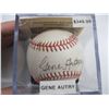 Image 2 : GENE AUTRY SIGNED BASEBALL