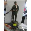 Image 1 : BATTLE OF CRETE GERMAN PARATROOPER SIDESHOW COLLECTABLE W/BOX - 20/250