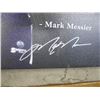 Image 3 : MARK MESSIER SIGNED EDMONTON OILERS PRINT ON CANVAS