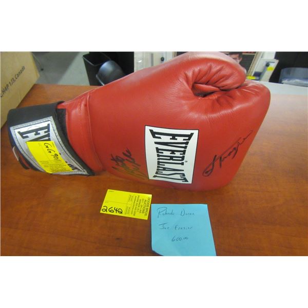 SIGNED ROBERTO DURAN/JOE FRAZIER BOXING GLOVE