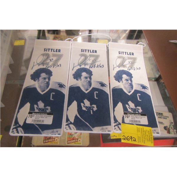 3 SIGNED DARRYL SITTLER MINI BANNERS