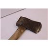 Image 4 : (2) Vintage Hatchets