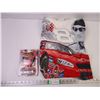 Image 1 : Dale Earnhardt Jr. T-Shirt with autograph and toy car