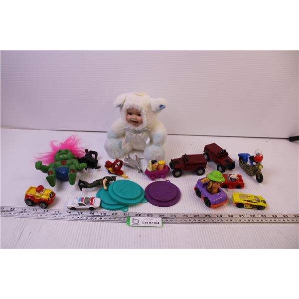 Assorted Toys And Pet Food Lids Bodnarus Auctioneering assorted-toys-and-pet-food-lids-bodnarus-auctioneering