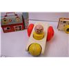 Image 5 : (4) Vintage Fisher-Price Toys