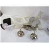 Image 3 : Tub Safety Support - (4) Light Fixtures - Light Bulbs