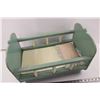 Image 3 : Vintage (50's) Doll Bed