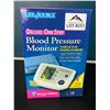 Image 1 : Lot of 1 Deluxe One Step Blood Pressure Monitor