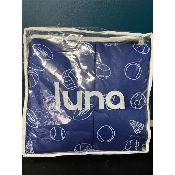 Lot of 1 LUNA Weighted Blanket for Kids - Sports Print - 5LBS