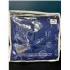 Image 2 : Lot of 1 LUNA Weighted Blanket for Kids - Sports Print - 5LBS
