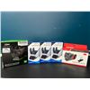 Image 1 : Lot of 5 Assorted Charging Stations - Xbox, Playstation, and Nintendo Switch