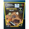 Image 1 : Lot of 1 National Geographic Mega Fossil Dig Kit