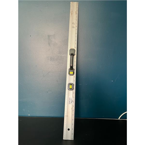 Lot of 1 Straight Edge Level Tool (*Used)