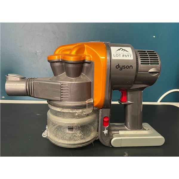 Lot of 1 Dyson Vacuum w/ Battery (*Used)