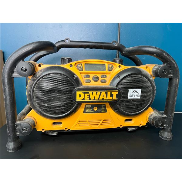 Lot of 1 Dewalt Worksite Radio/Charger (*Used)