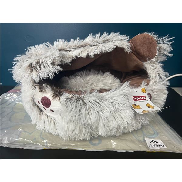 Lot of 1 Soft Pet Bed/Nook