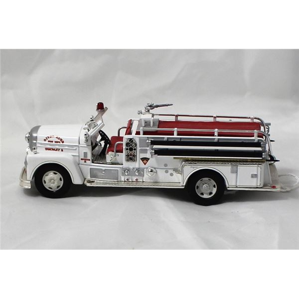 Corgi 1962 Seagrave Model 900-B