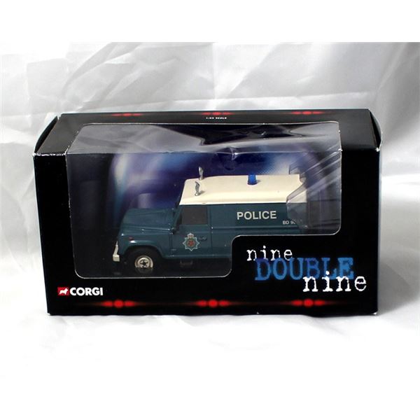 Corgi Nine Double Nine Land Rover Defender