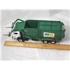 Image 2 : 1st Gear Front Loading Garbage Truck