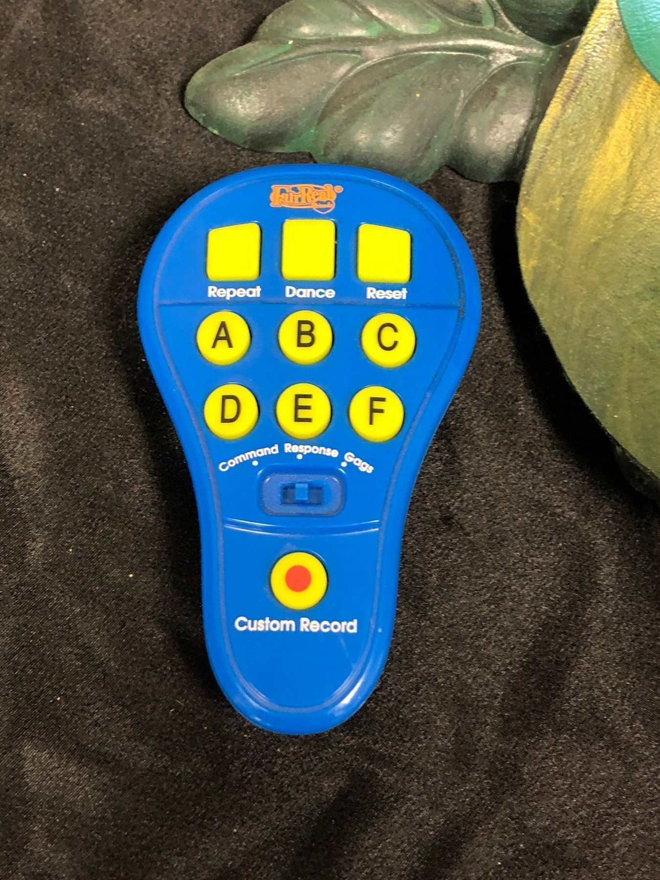 Interactive Parrot Computer Squawkers McCaw Furreal programmable interactive parrot w/ remote