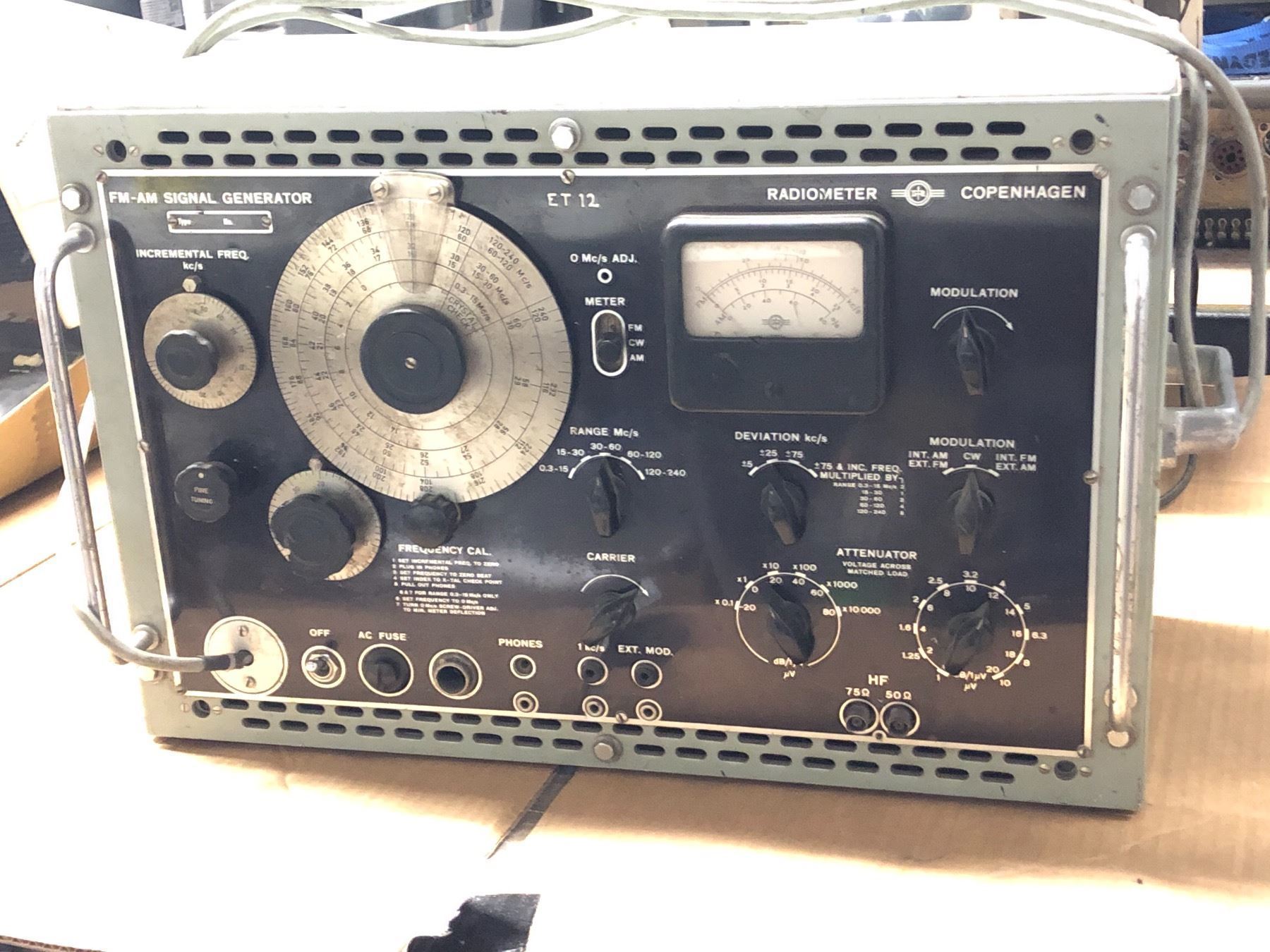 Vintage Radiometer Copenhagen FM-AM signal generator