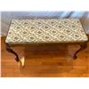 Image 2 : Wood Bench