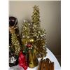 Image 2 : Christmas Décor Lot