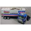 Image 1 : NYLINT GMC ASTRO 95 SEMI TRUCK AND TRAILER