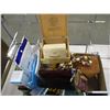 Image 1 : BOX C/W WOOD BOXES, PUZZLES, CRAFT SUPPLIES