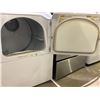 Image 2 : MAYTAG NEPTUNE FRONT LOAD DRYER