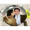 Image 2 : ELVIS PRESLEY LOOKING AT A LEGEND PLATE 5 "ELVIS AND GLADYS" LIMITED EDITION COLLECTIBLE PLATE WITH