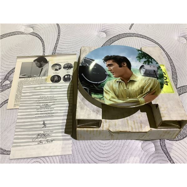 ELVIS PRESLEY LOOKING AT A LEGEND PLAT 7 "ELVIS IN HOLLYWOOD" LIMITED EDITION COLLECTIBLE PLATE