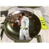 Image 2 : ELVIS PRESLEY "ALOHA FROM HAWAII" LIMITED EDITION COLLECTIBLE PLATE WITH COA