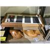 Image 2 : ASSORTED ITEMS INCLUDING; PHOTO FRAMES & 2 WOOD MALLARDS