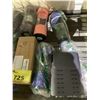 Image 2 : ASSORTED ITEMS INCLUDING; VACUUM SEALER, 8-IN-1 CHARGING STATION & PORTABLE BLENDERS