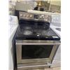 Image 1 : FRIGIDAIRE PROFESSIONAL STAINLESS STEEL GLASS TOP 4 BURNER 1 WARMER STOVE WITH CONVECTION OVEN