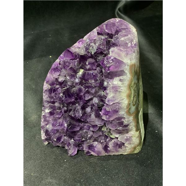 AMETHYST GEODE URUGUAY APPROX 5X4X3  RETAIL $2298.51