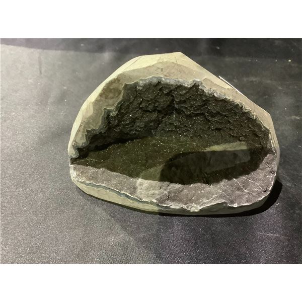 BLACK AMETHYST GEODE APPROX 3X4-1/2X2" RETAIL $1289.98