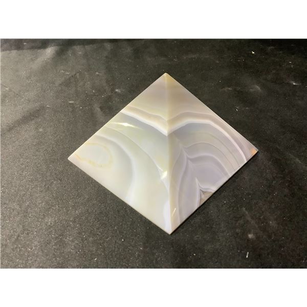 AGATE PYRAMID APPROX 2X3-1/2X3-1/2" RETAIL $1389.98