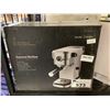 Image 1 : ESPRESSO MACHINE MODEL CM6851