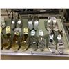 Image 3 : SHELF OF ASSORTED HEELS