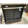 Image 2 : MCCOWAN MANUFACTURING LTD SECURITY PRODUCTS LOCKING RETAIL CASE WITH KEYS