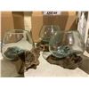 Image 2 : 3 HANDMADE MOLTEN GLASS BOWLS ON TEAK WOOD BASES