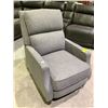 Image 2 : CLOTH RECLINER (REQUIRES CLEANING)