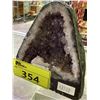 Image 2 : AMETHYST GEODE APPROX 7X6-1/2X4-1/2"