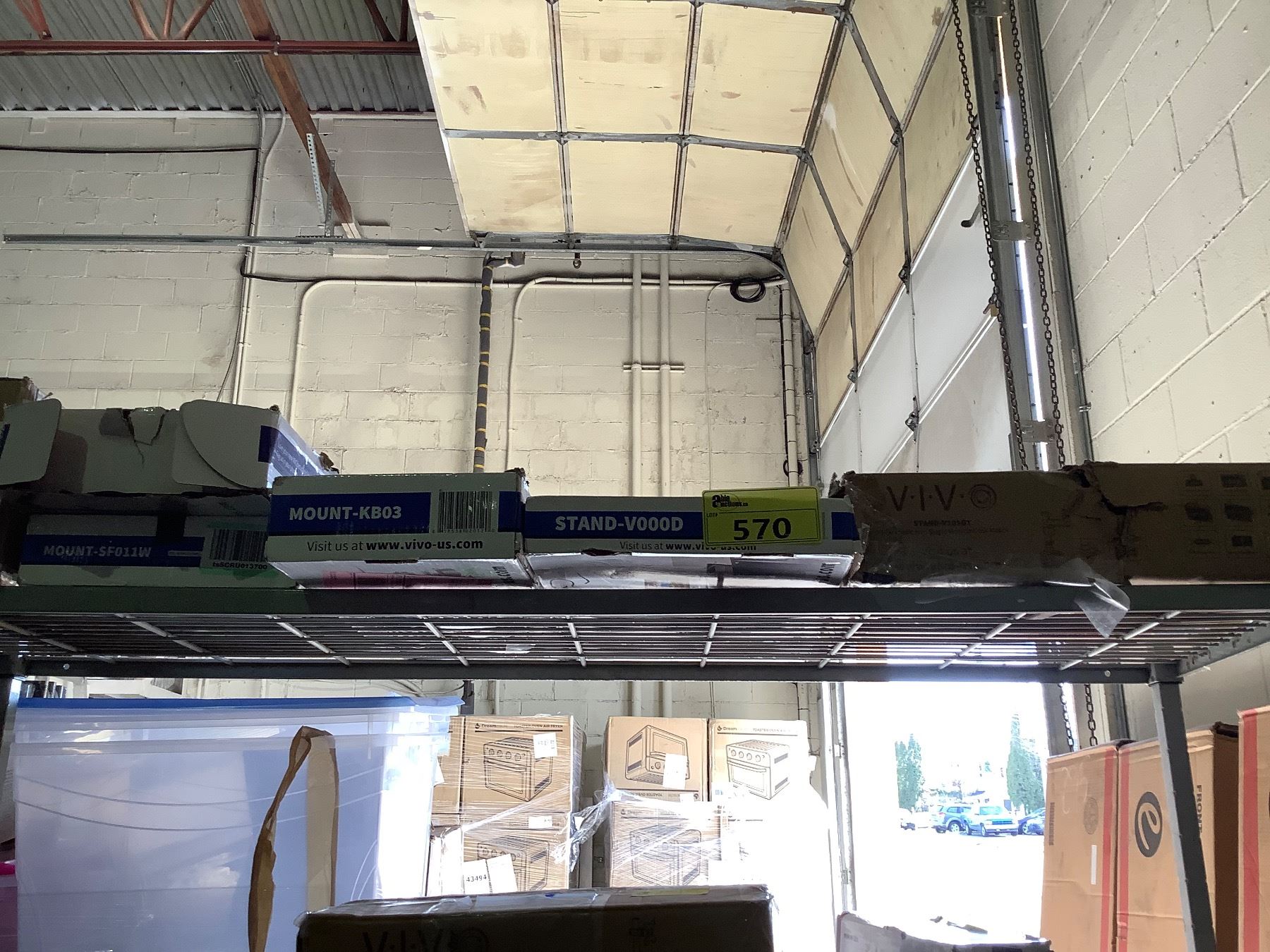 ASSORTED VIVO PRODUCTS INCLUDING; MULTI MONITOR MOUNTS, MONITOR RISER ...