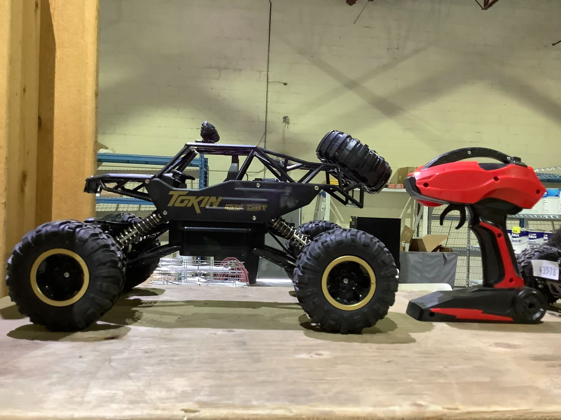 TOKIN DIRT RC CAR WITH REMOTE D3 TEAM RC CAR WITH REMOTE Able Auctions tokin-dirt-rc-car-with-remote-d3-team-rc-car-with-remote-able-auctions