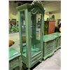 Image 2 : HEAVILY CARVED 1-DRAWER, MIRRORED DISPLAY CABINET (NO SHELVES) APPROX 76 X 24.5"