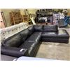 Image 2 : LEATHER 2-PIECE SECTIONAL SOFA APPROX 107 X 87"